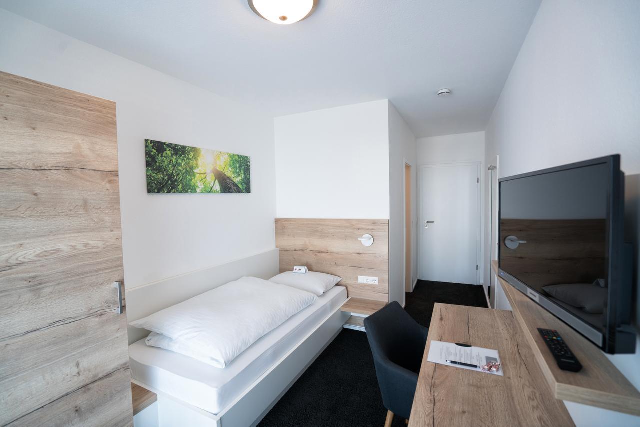 Hotel Zur Sonne Bodelshausen Dış mekan fotoğraf